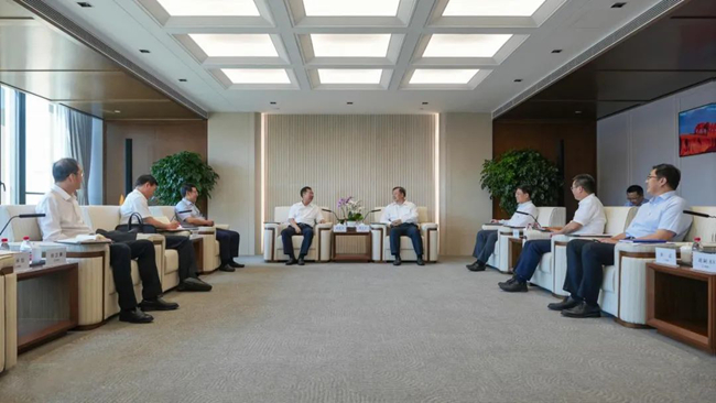 中國有研黨委書記、董事長趙曉晨拜訪中國誠通黨委書記、董事長奚正平